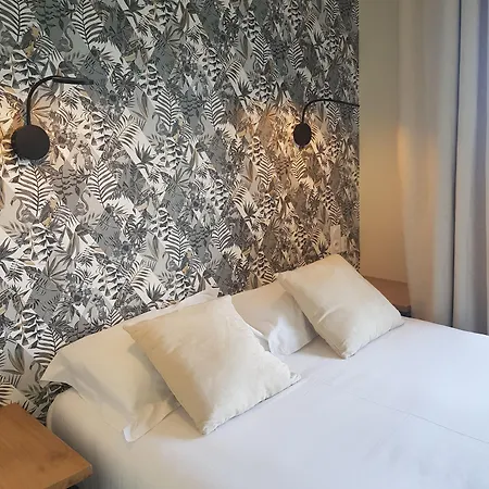 Hotel The Originals City, Armen Le Triton,