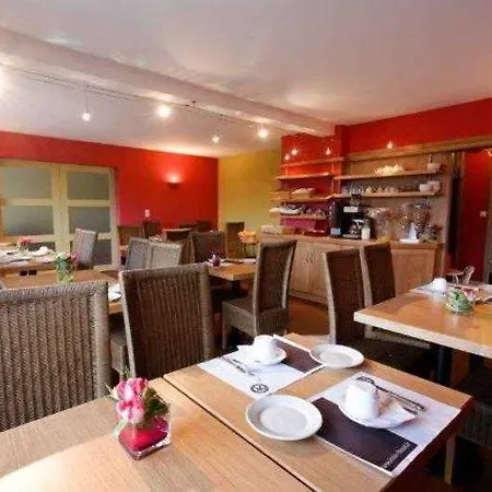 The Originals City, Armen Le Triton, Hotel