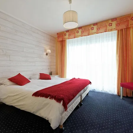 Hotel The Originals City, Armen Le Triton, 3*